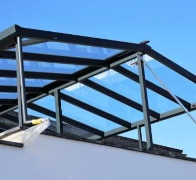 Glasdach-Unterkonstruktion aus Aluminium – Balkon-Wintergarten Lichterfelde